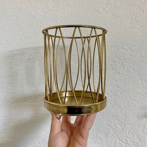 Target Threshold Gold Metal Wire Kitchen Utensils Holder / Storage Basket - Picture 2 of 5